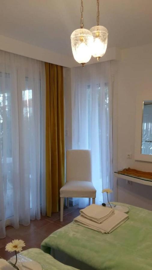Couette-café Nn Luxury Near Athens Airport