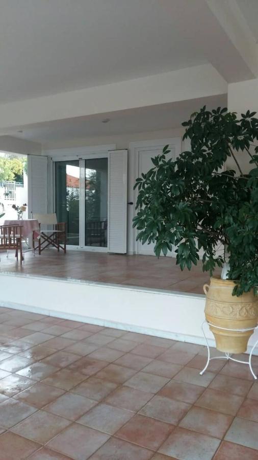 Nn Luxury Near Athens Airport Couette-café Spáta