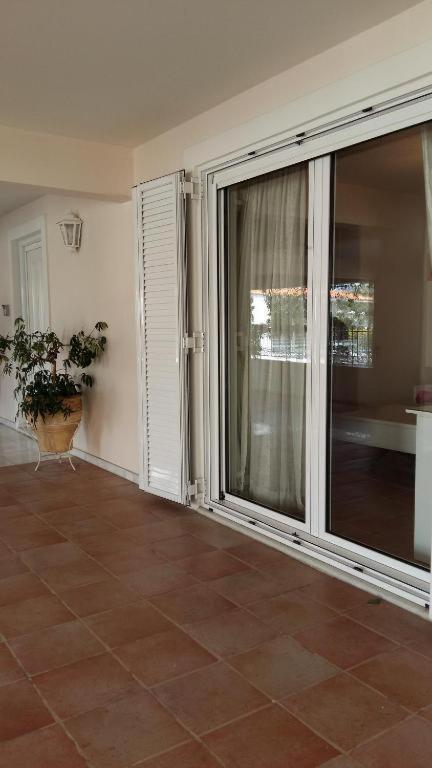 Nn Luxury Near Athens Airport * Spata (East Attica)